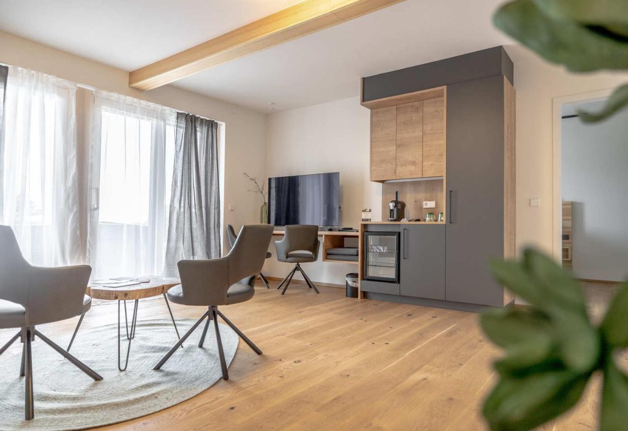 Hotel Ottenstein - Das Wohlfuehlhotel Rastenfeld エクステリア 写真